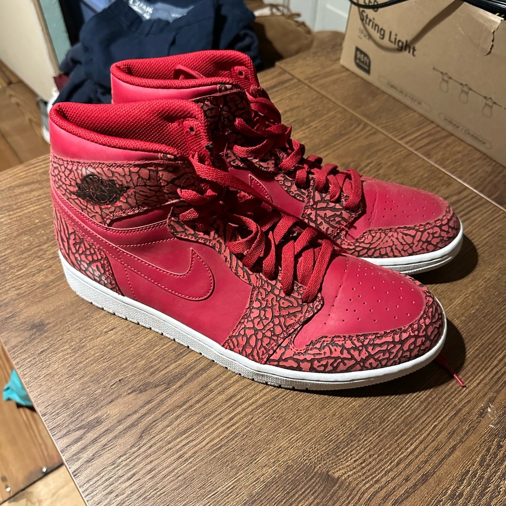 Nike Air Jordan’s 1 Retro